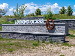 Looking Glass Monument